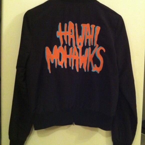“ Stolen Girlfriends Club” Hawaii Mohawks Bomber - Picture 4 of 5